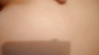 Plavooka beba Elle Rose ima intenzivan amaterske slike kurca analni seks
